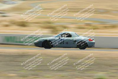 media/May-31-2025-CalClub SCCA (Sat) [[2c1a04e1ee]]/Qualifying/Group 6/Turn 4/